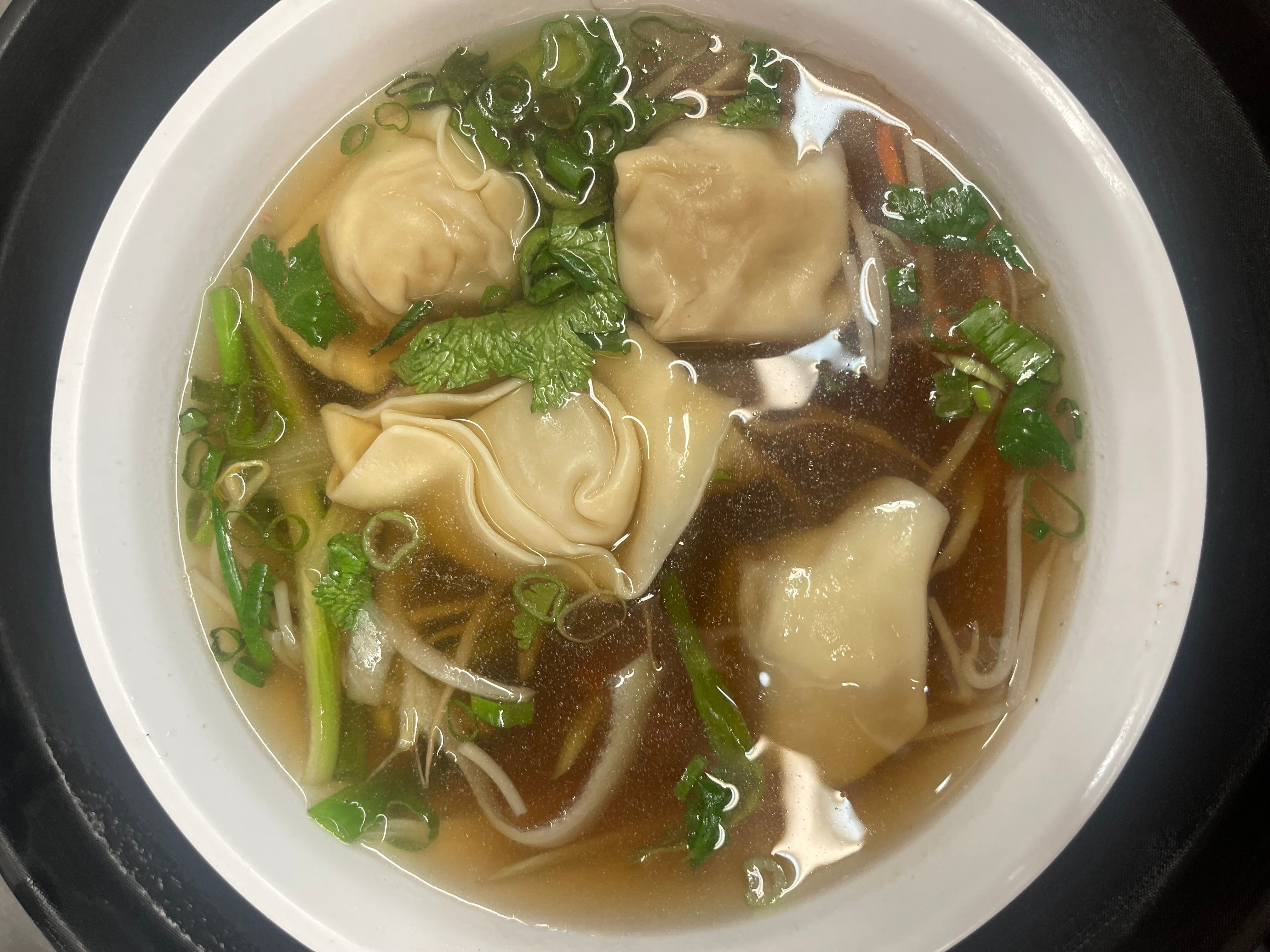Order Special Wonton Soup food online from Asia Chinese Restaurant store, Austin on bringmethat.com