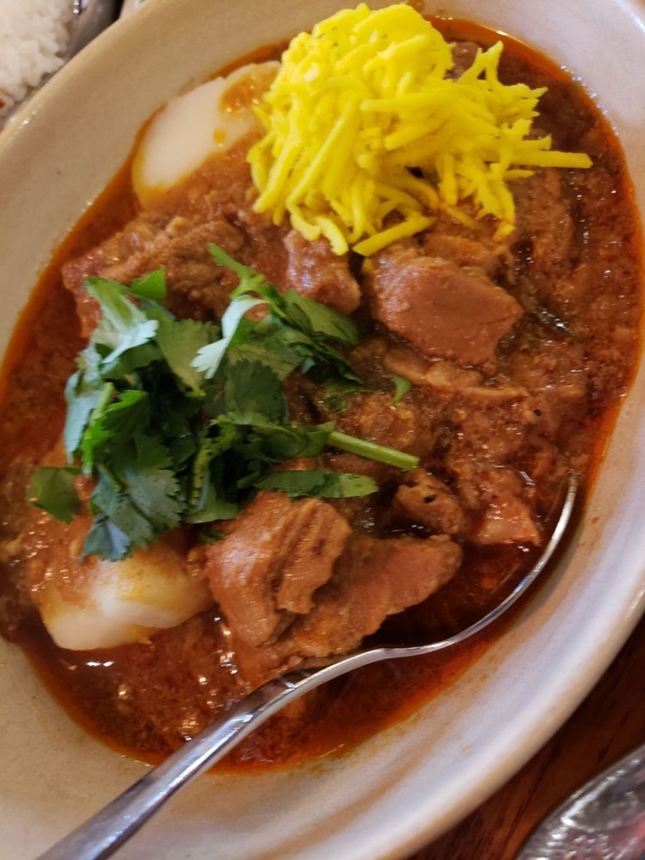 Order Pork Curry food online from Burma Superstar store, San Francisco on bringmethat.com