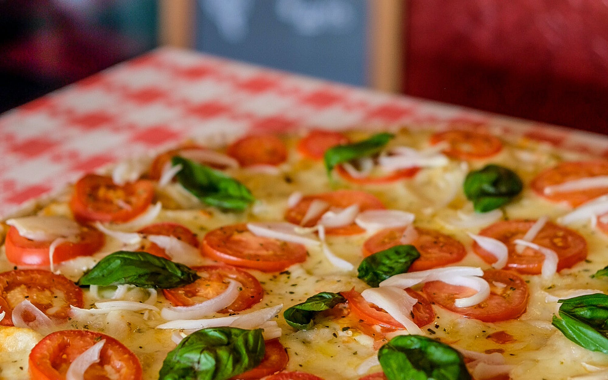 Order Tomato Basil Specialty Pizza food online from Pietro store, East Meadow on bringmethat.com