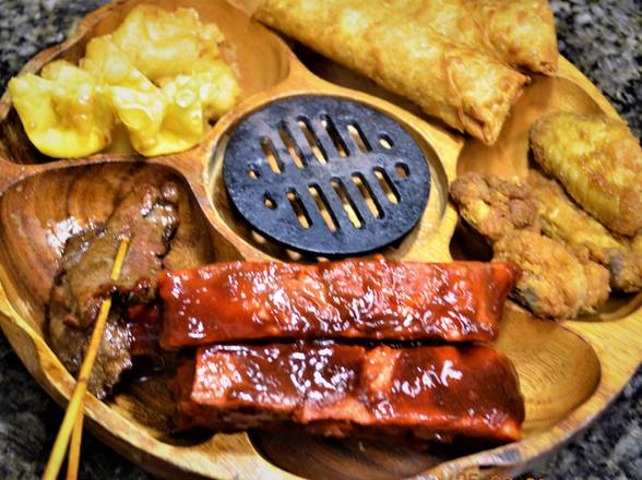 Order Pu Pu Platter food online from Golden Crown Chinese-American Restaurant store, Amherst on bringmethat.com