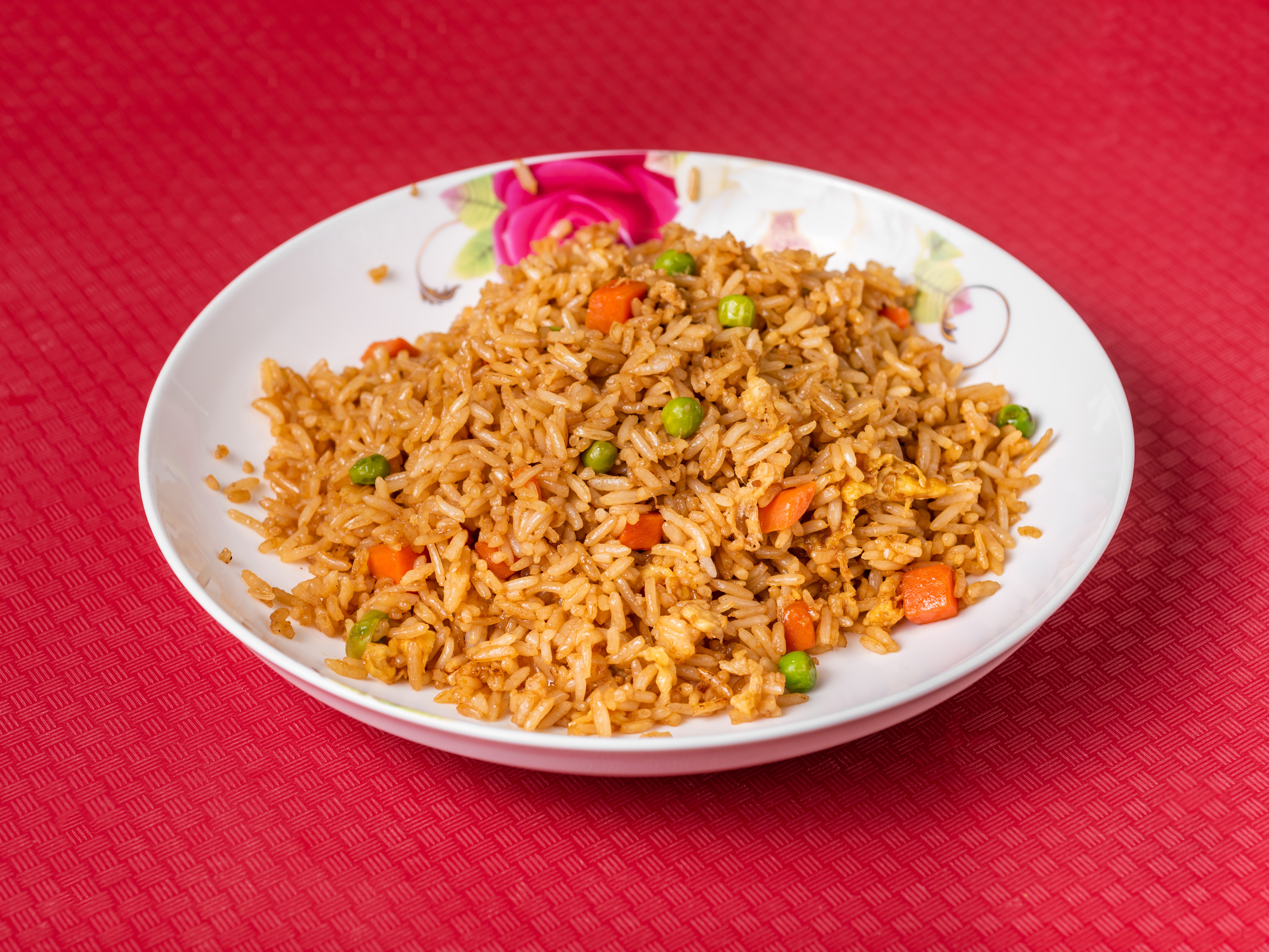 Order F0. Peas and Carrots Fried Rice food online from Dynasty Chinese Food Delivery-take Out store, Lafayette on bringmethat.com