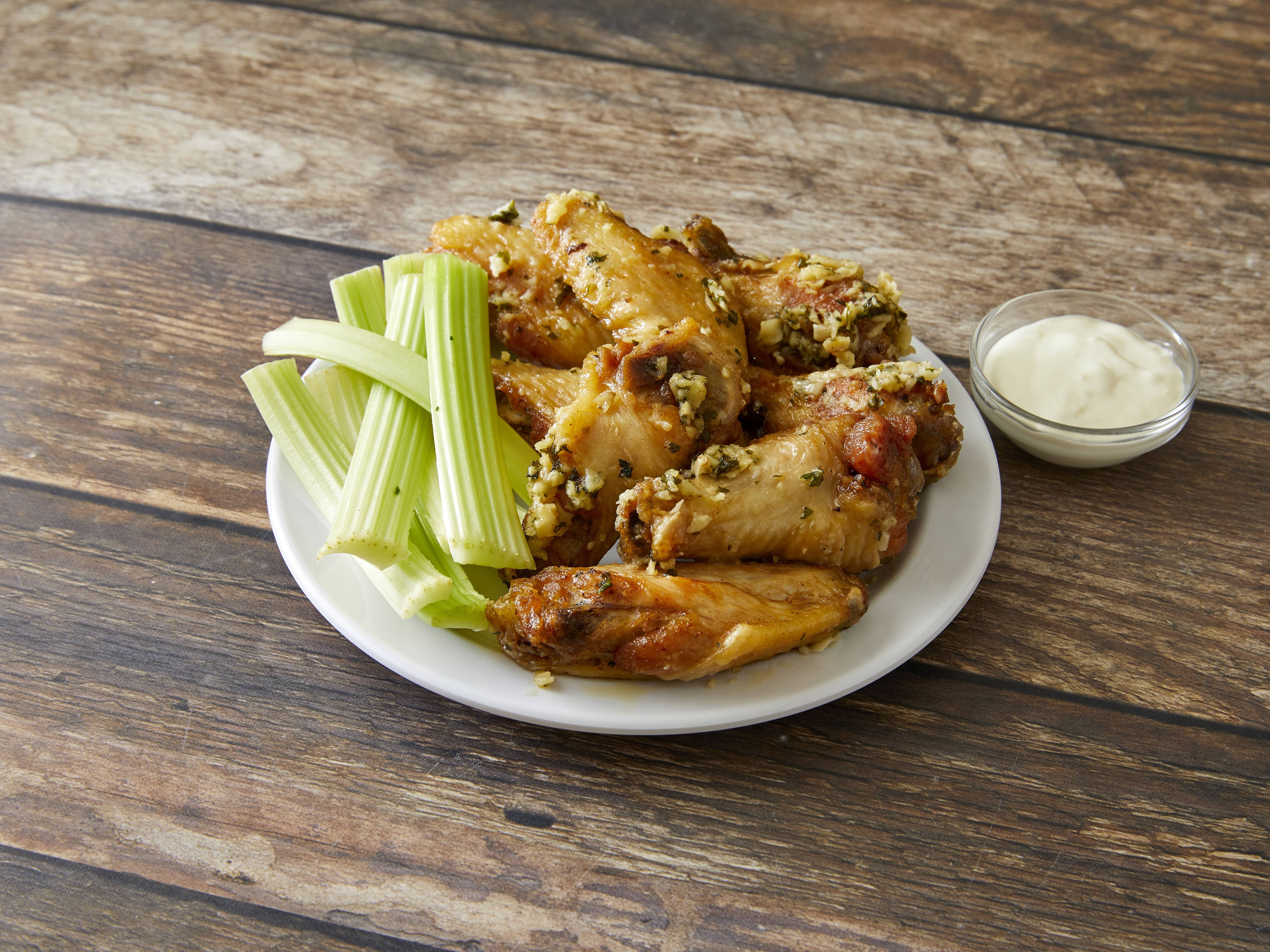 Order Wildwood Wings food online from Collettis Dining and Banquets store, Chicago on bringmethat.com