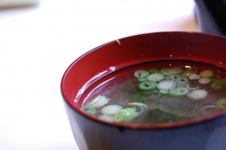 Order Clear Soup food online from Arata Sushi & Bowl store, Las Vegas on bringmethat.com