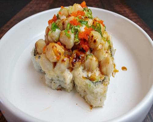 Order Baked Scallop Roll food online from Sushi Factory store, Azusa on bringmethat.com