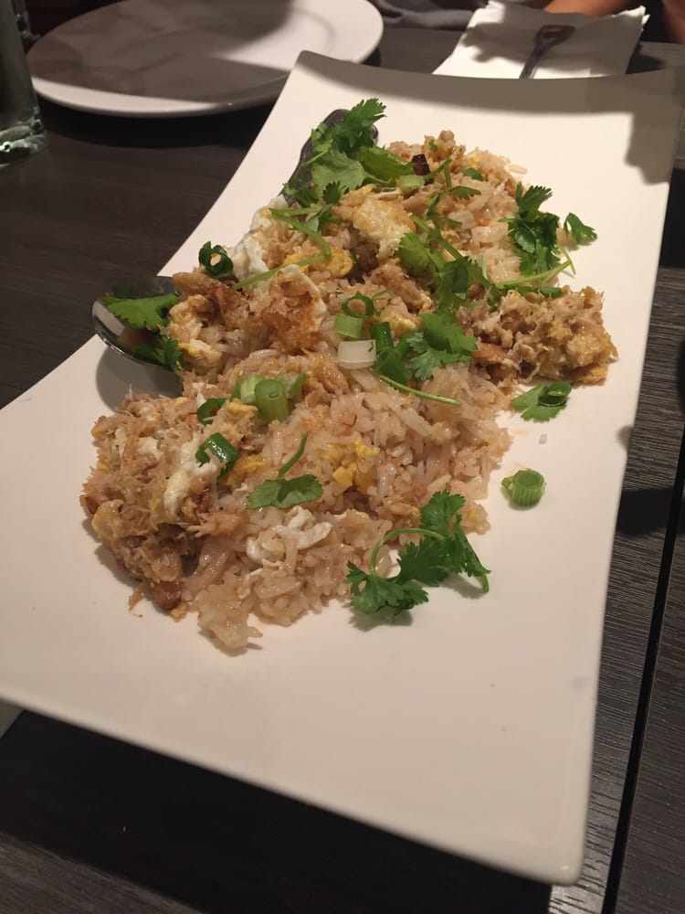 Order Crab Fried Rice food online from Amazing Thai Restaurant store, North Las Vegas on bringmethat.com