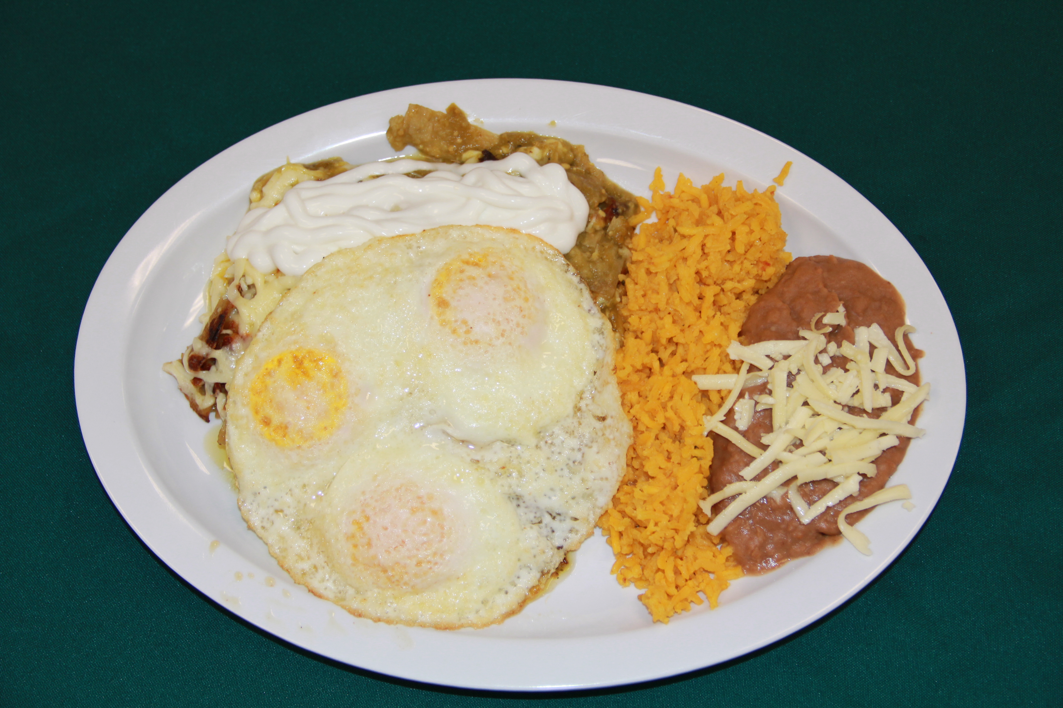 Order chilaquiles con huevo food online from Clark El Ranchito store, Chicago on bringmethat.com