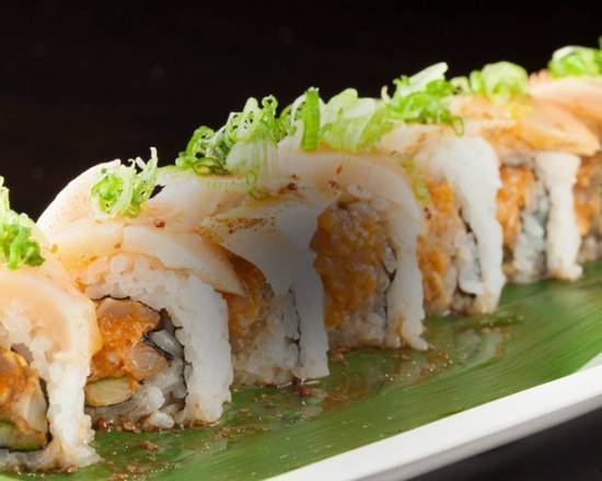 Order Scallop Lover Roll food online from Sushi Uma store, San Francisco on bringmethat.com