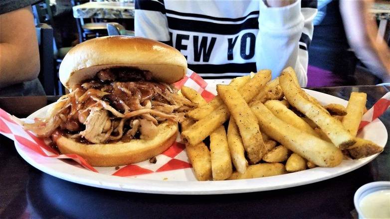 Order Pulled Pork Sand food online from The Draft Restaurant & Sports Bar store, San Diego on bringmethat.com