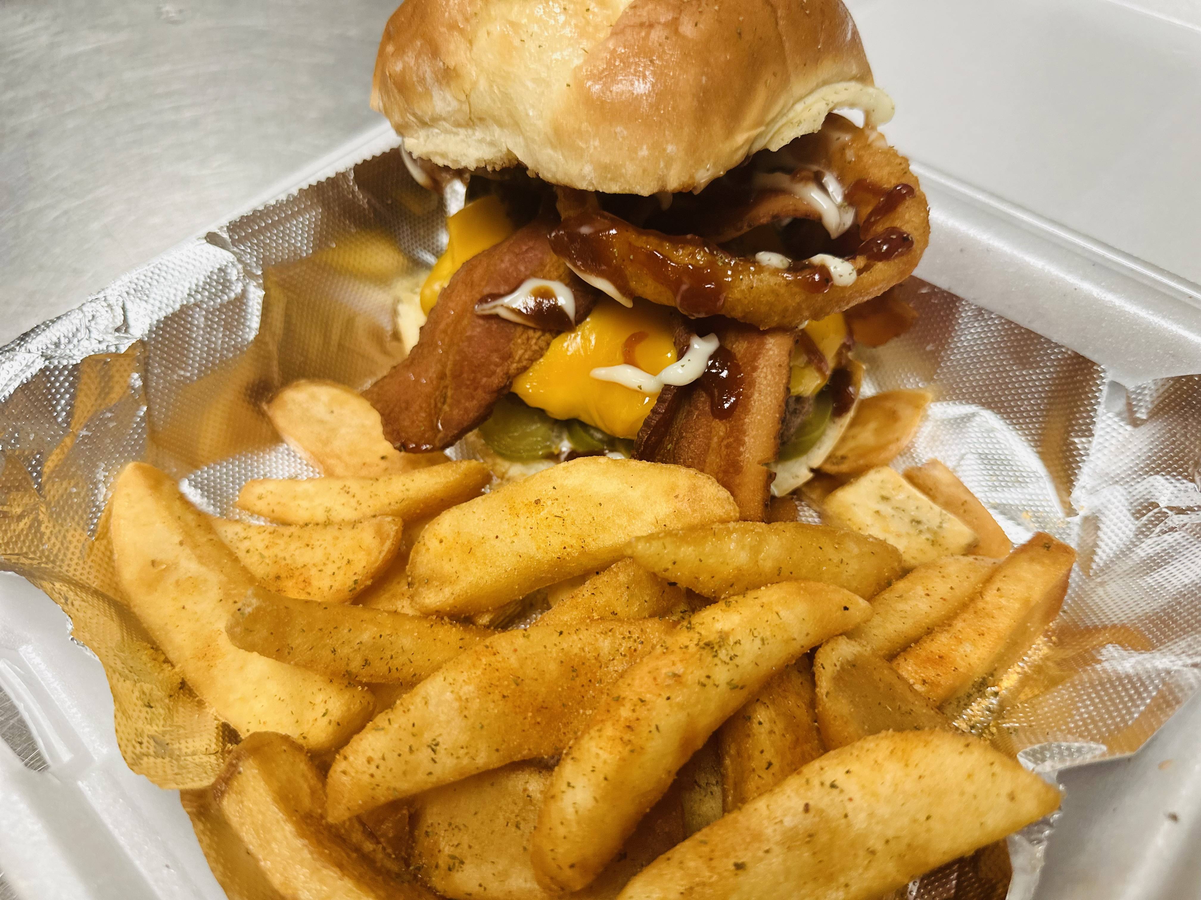 Order Western Barbecue Bacon Burger  food online from Ode’s Diner store, Indianapolis on bringmethat.com
