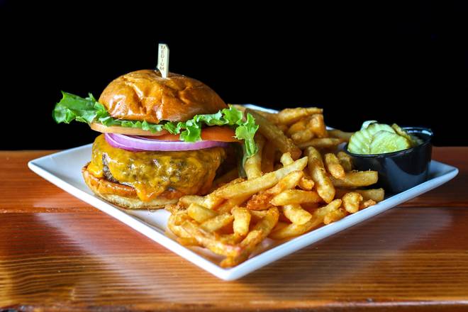 Order Triple T's Cheeseburger  food online from Tommy Tavern + Tap store, Bridgewater Township on bringmethat.com