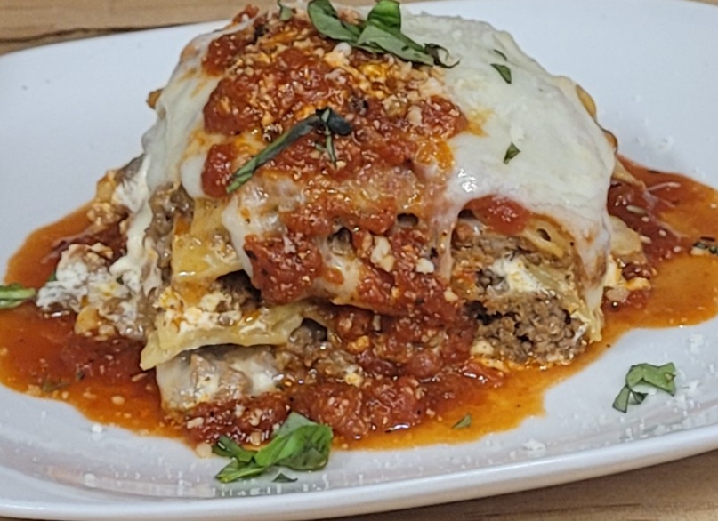 Order MEAT LASAGNA food online from Uncle Joe Pizzeria & Grill store, Williamstown on bringmethat.com