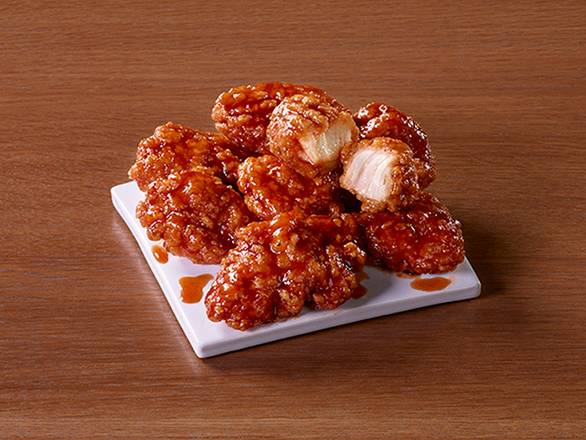 Order 8 Breaded Bone-out Wings food online from Pizza Hut store, Los Lunas on bringmethat.com