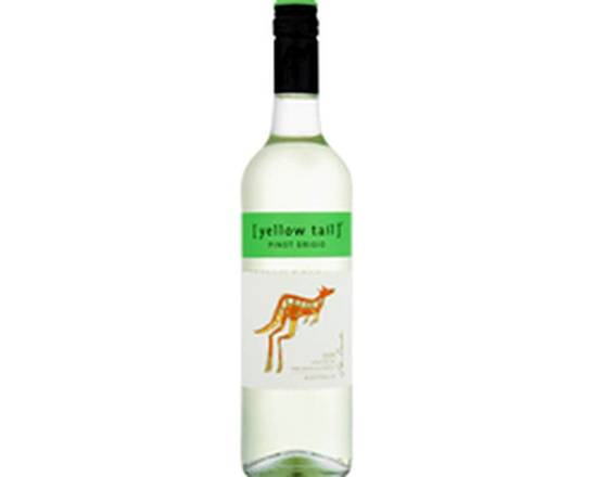 Order Yellow Tail Pinot Grigio, 750mL white wine (11.5% ABV) food online from Pit Stop Liquor Mart store, El Monte on bringmethat.com