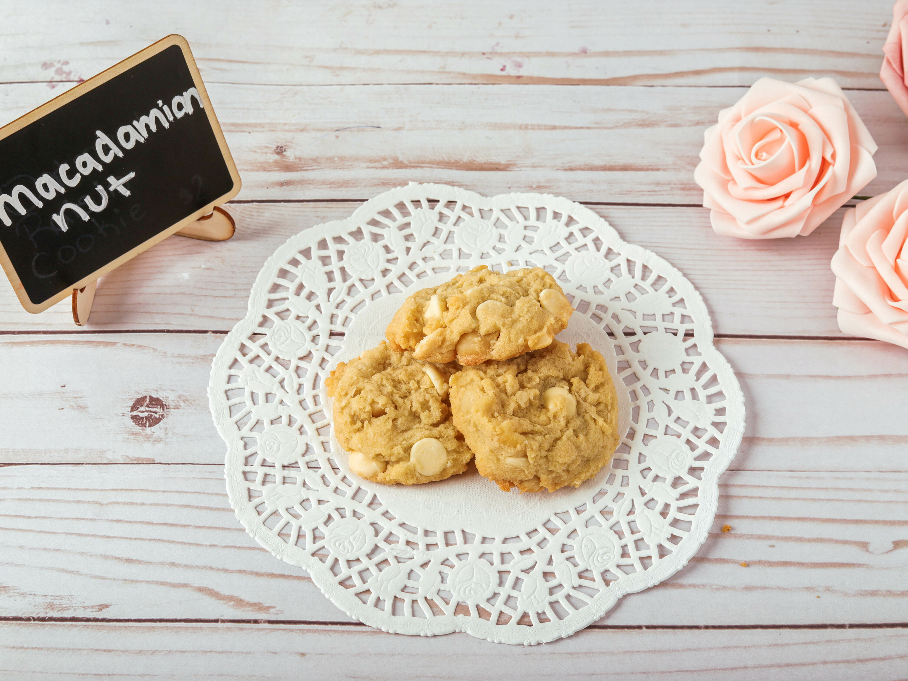 Order White Chocolate Macadamia Cookie food online from For Heaven Cake store, Jersey Village on bringmethat.com