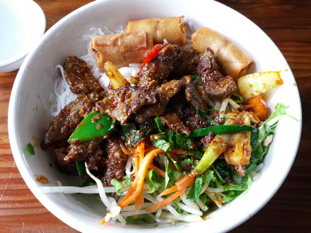 Order Pan Fried Sate Beef (spicy) - Bún Bò Saté food online from Tay Ho Oakland store, Oakland on bringmethat.com