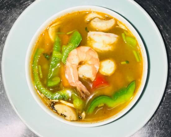 Order 1.Tom Yum Gung Soup food online from Sakura Sushi & Thai Cuisine store, New York on bringmethat.com