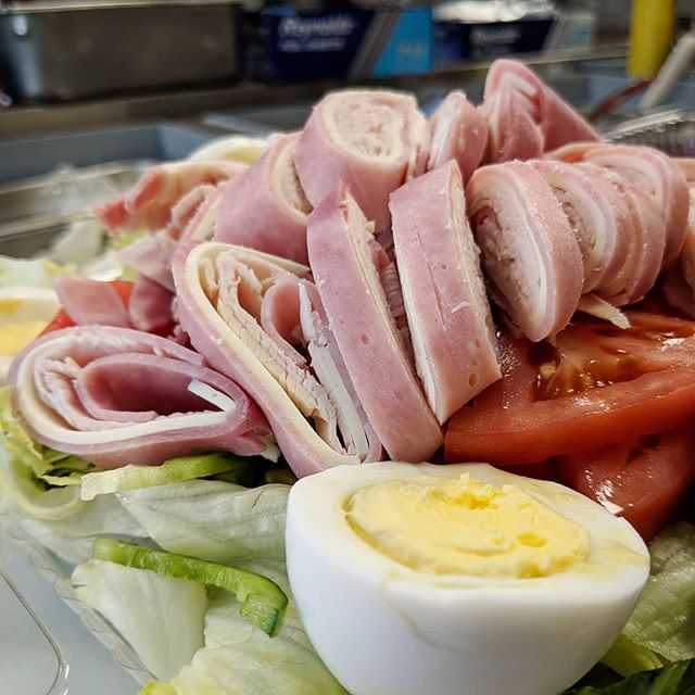 Order Chef Salad food online from Brothers Breakfast store, Peabody on bringmethat.com