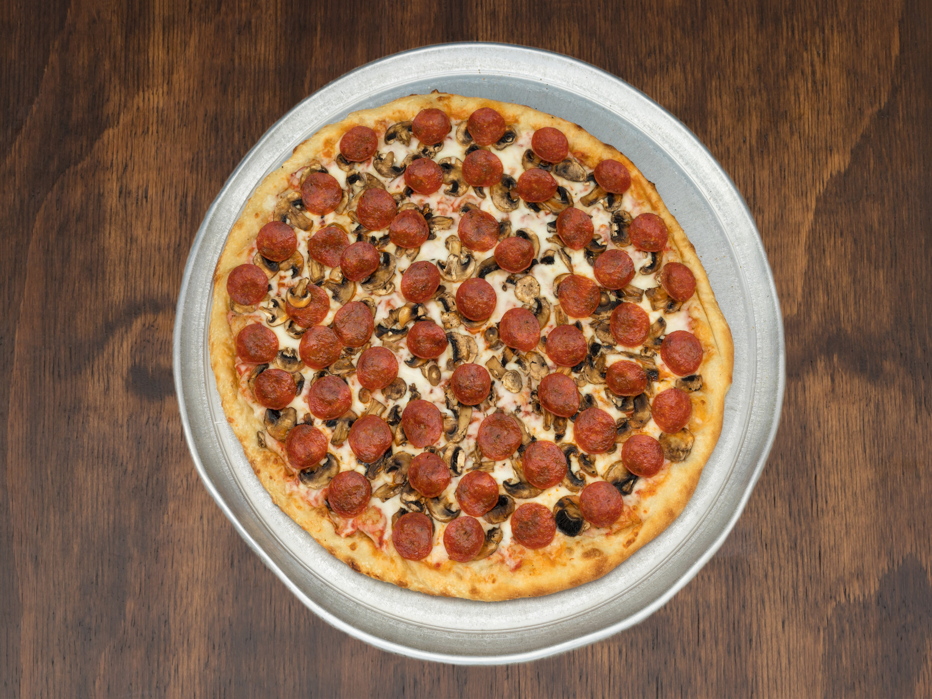 Order Pepperoni Mushroom Pizza food online from Golden Indian Grill & Pizza store, Los Angeles on bringmethat.com