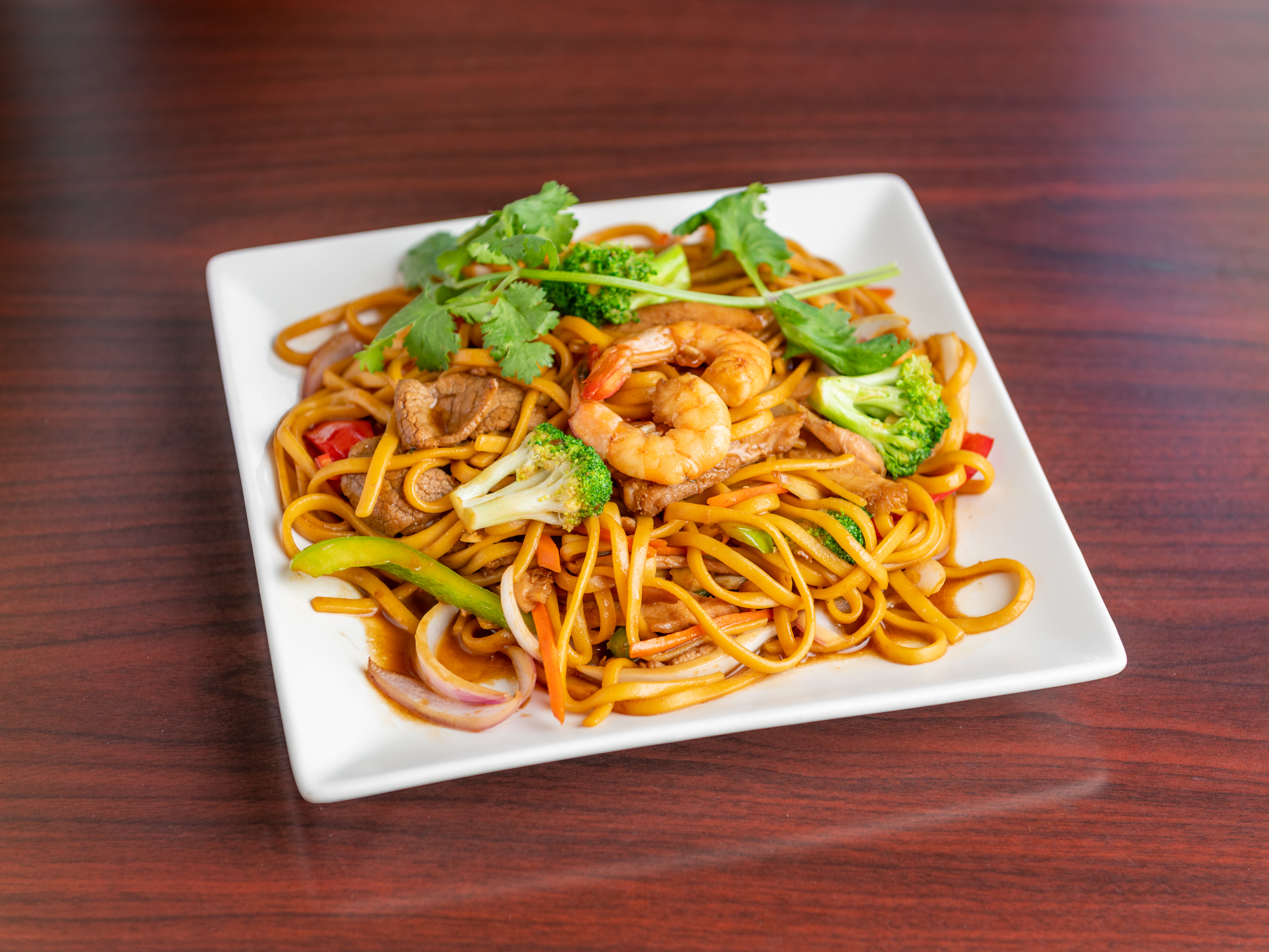 Order L1. Datho Special Lo Mein food online from Datpho store, Spring on bringmethat.com