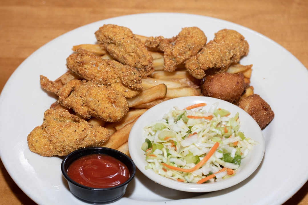 Order Fried Oyster Platter food online from Rockfish Seafood Grill store, Houston on bringmethat.com
