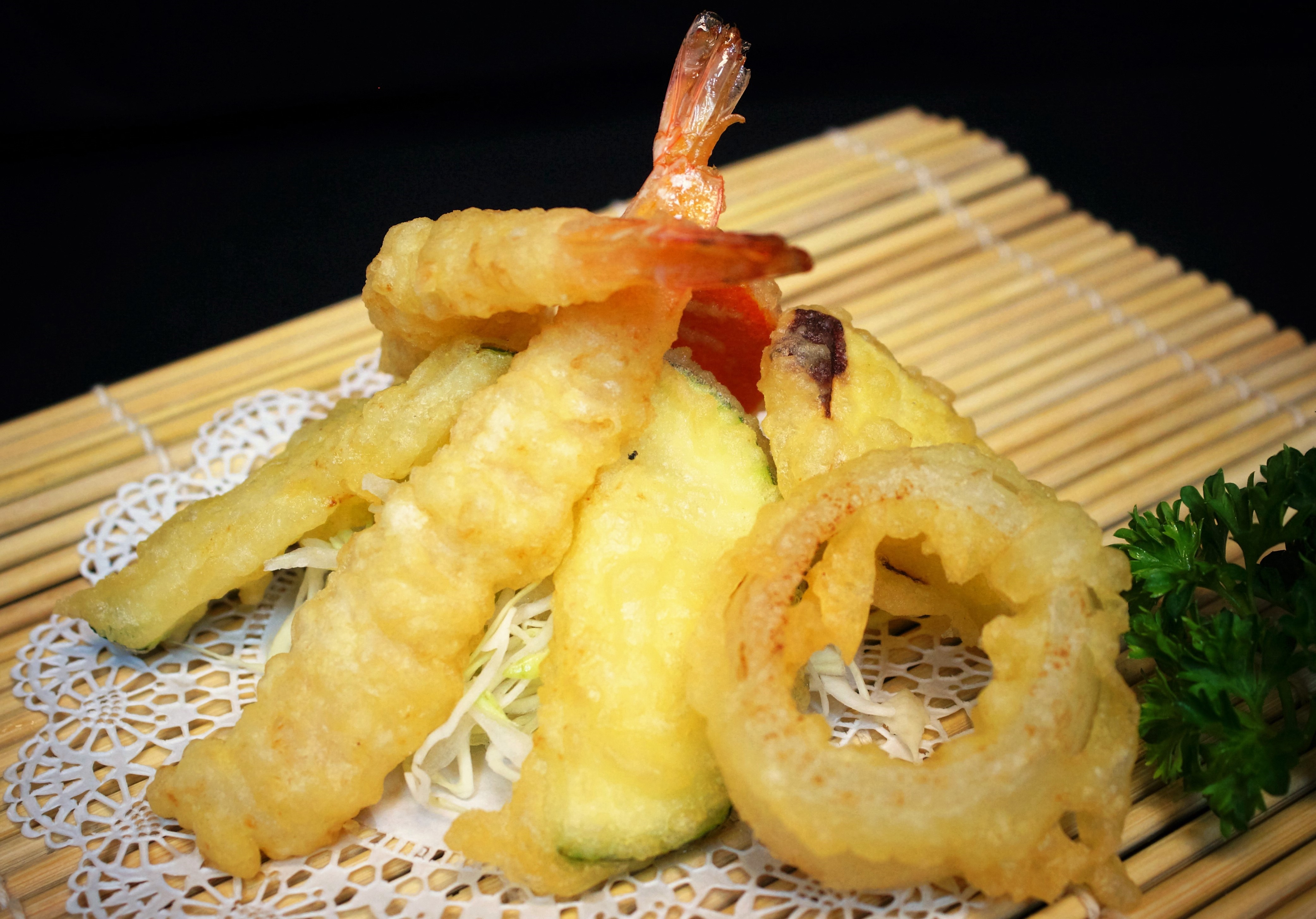 Order Shrimp and Vegetable Tempura Appetizer food online from Sakura Sushi And Grill store, Albuquerque on bringmethat.com