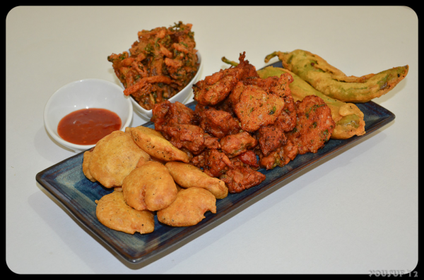 Order Assorted Indian Vegetable Platter food online from Curry India store, New York on bringmethat.com