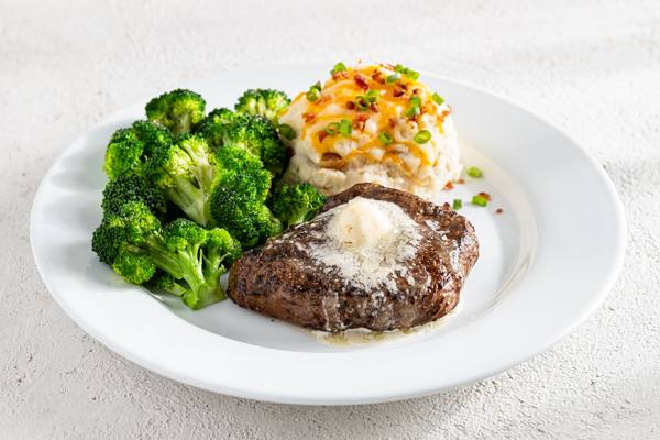 Order Classic Sirloin* - 6oz food online from Chilis Grill & Bar store, Escondido on bringmethat.com