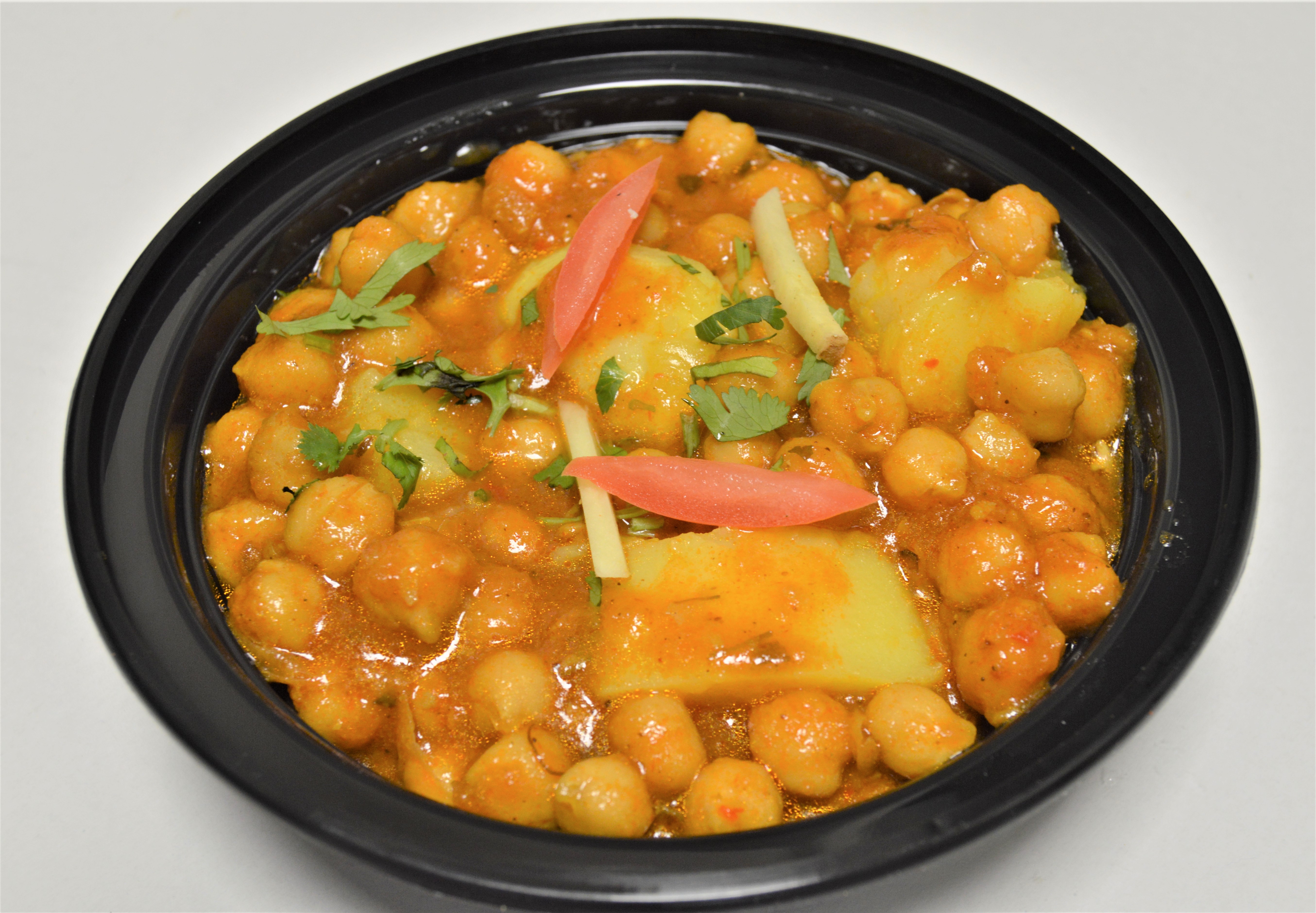 Order 58. Aloo Chole food online from Salt And Pepper Grill Iii store, Washington on bringmethat.com