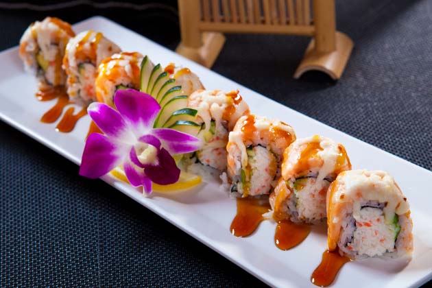 Order B-2. Baked Salmon Roll food online from Crazy Rock'n Sushi store, Irvine on bringmethat.com