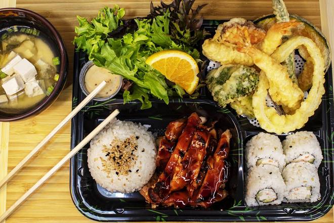Order Chicken Bento Box food online from Blue Fish Sushi & Teriyaki store, Huntington Park on bringmethat.com
