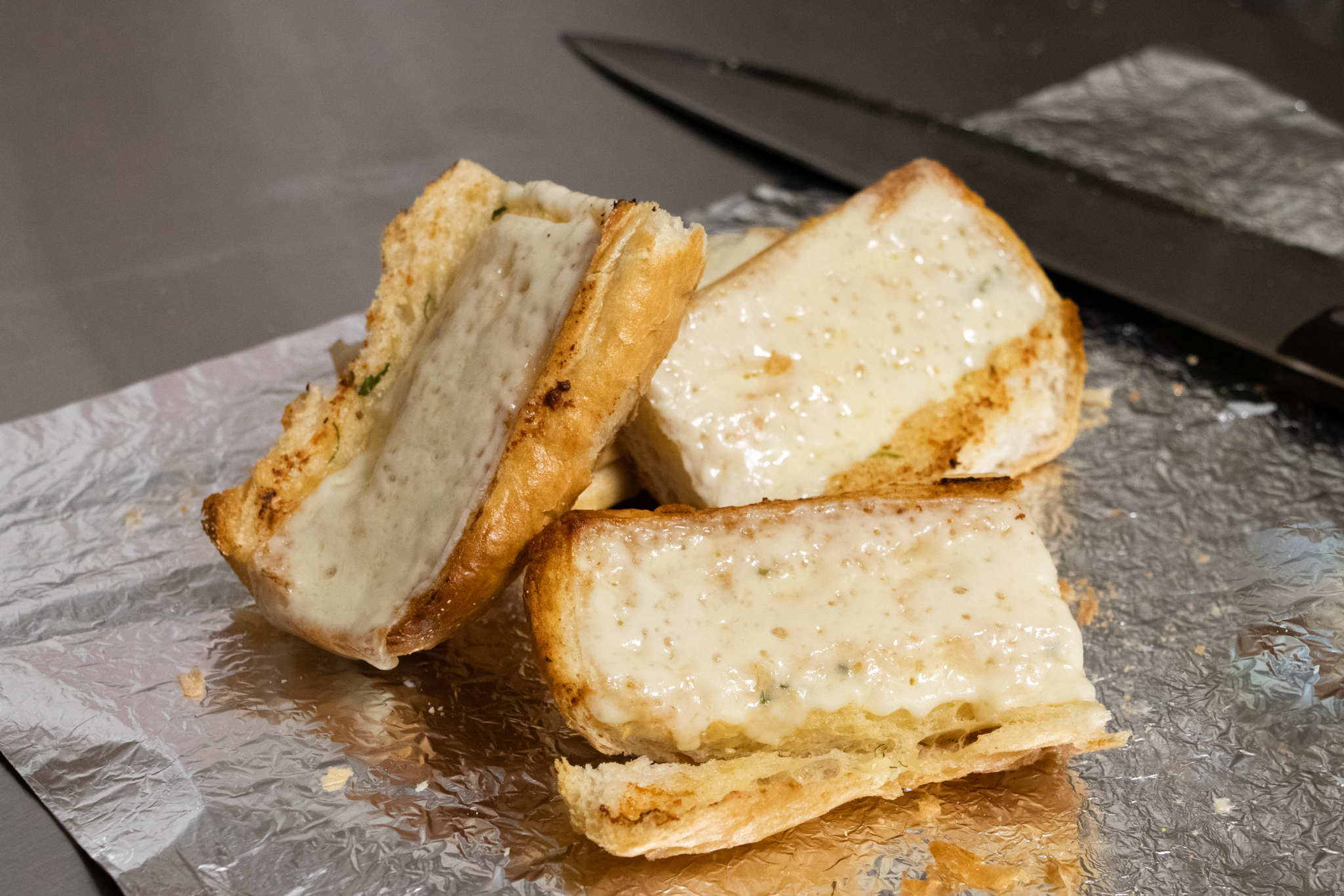 Order Cheesy Garlic Bread food online from Capri Pizza store, Palos Heights on bringmethat.com