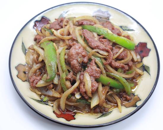 Order CN6. Beef with Taiwanese BBQ Sauce 沙茶牛肉片 food online from Uncle Chen's Chinese Restaurant store, State College on bringmethat.com
