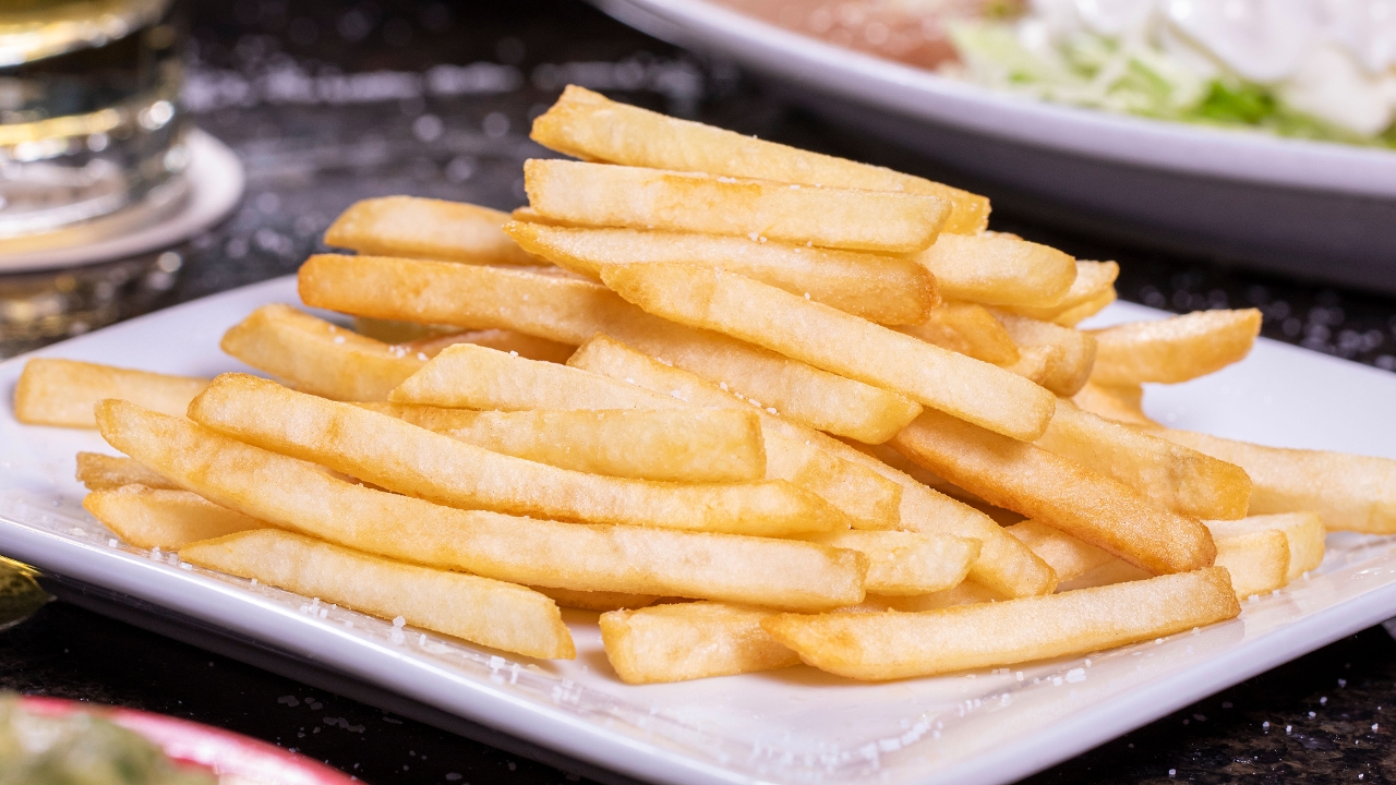 Order French Fries food online from Casa Grande store, South Point on bringmethat.com