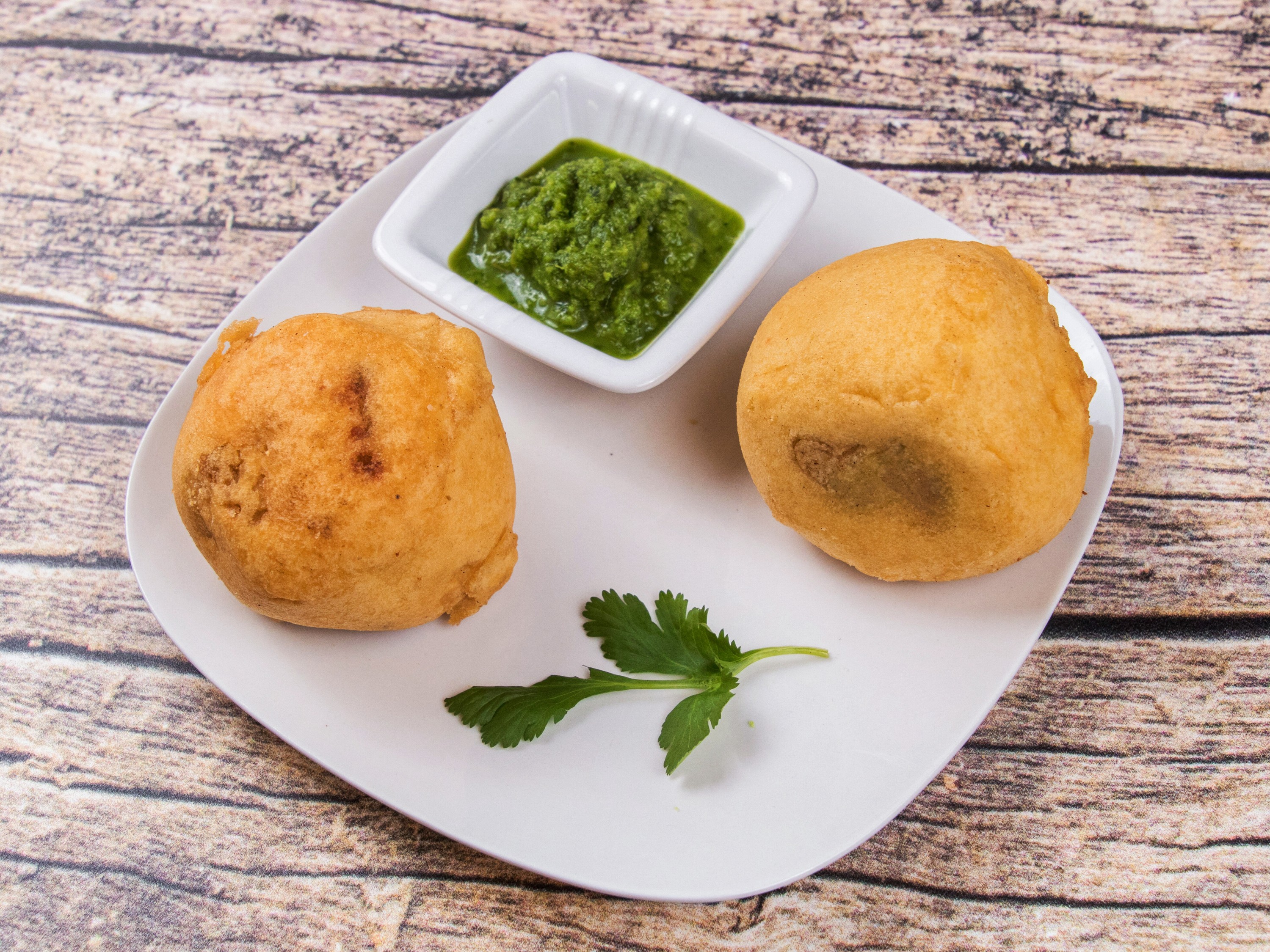 Order Aloo Wada (2 pieces)  food online from Royal Sweets store, Decatur on bringmethat.com