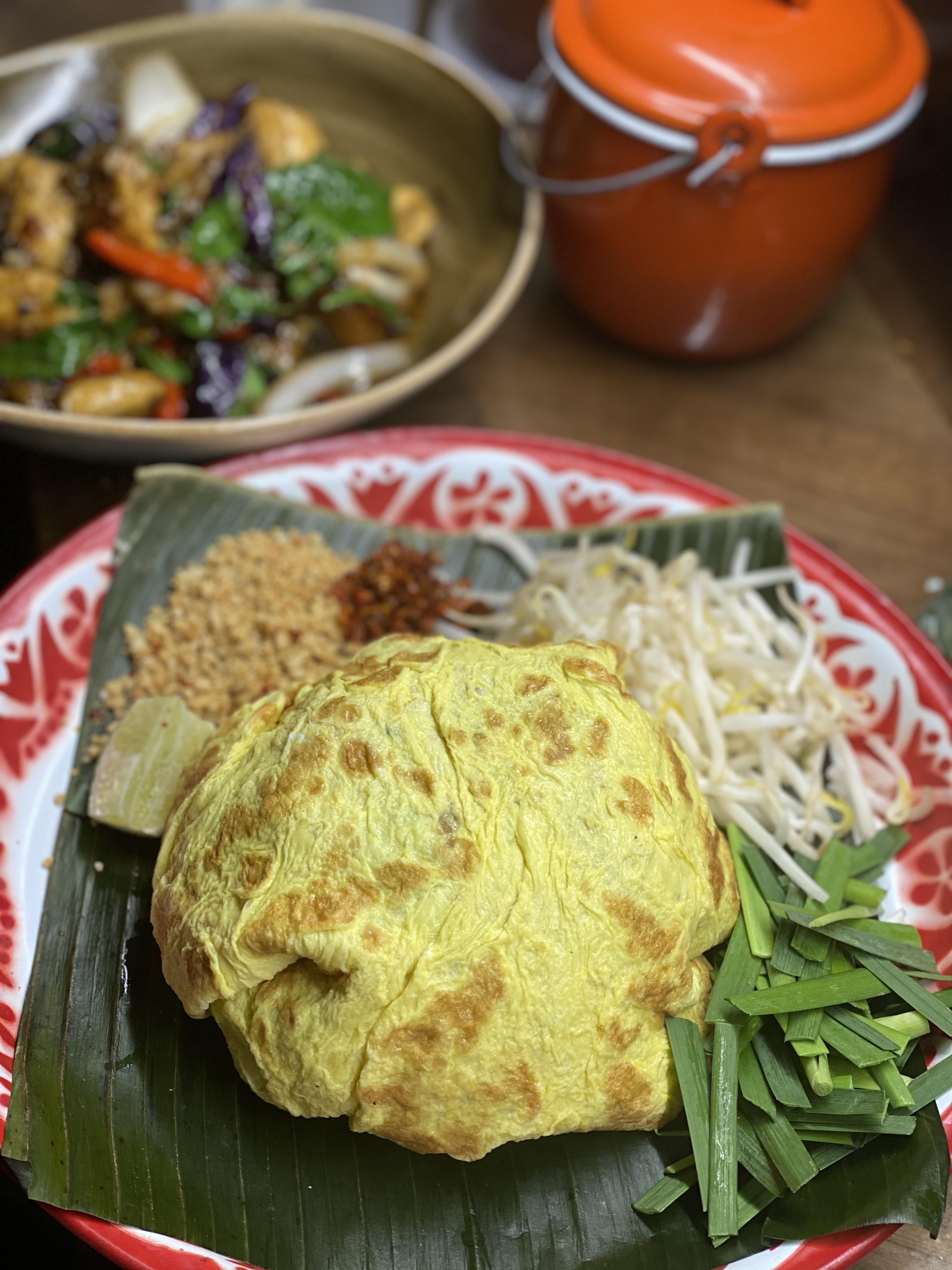 Order Pad Thai Boran food online from Boran Thai store, Brooklyn on bringmethat.com