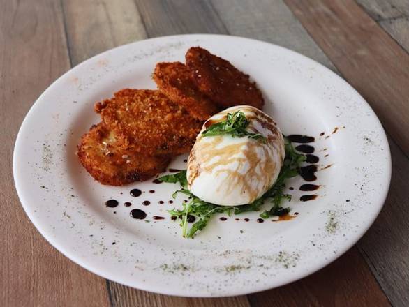 Order Fried Green Tomatoes with Burrata food online from Good Mojo store, East Hanover on bringmethat.com