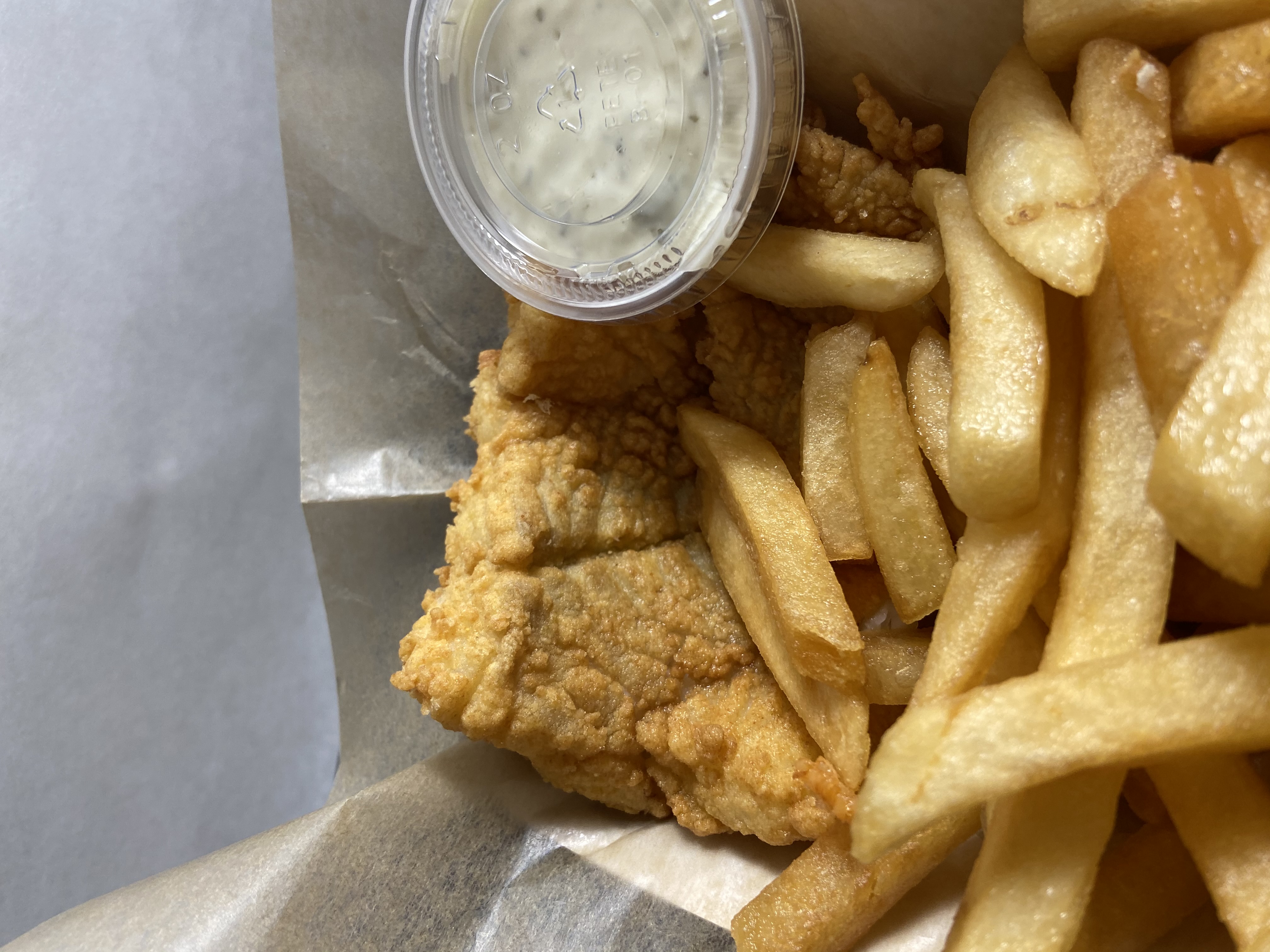 Order Kids Fish and Chips Plate food online from Osterville Fish store, Barnstable on bringmethat.com