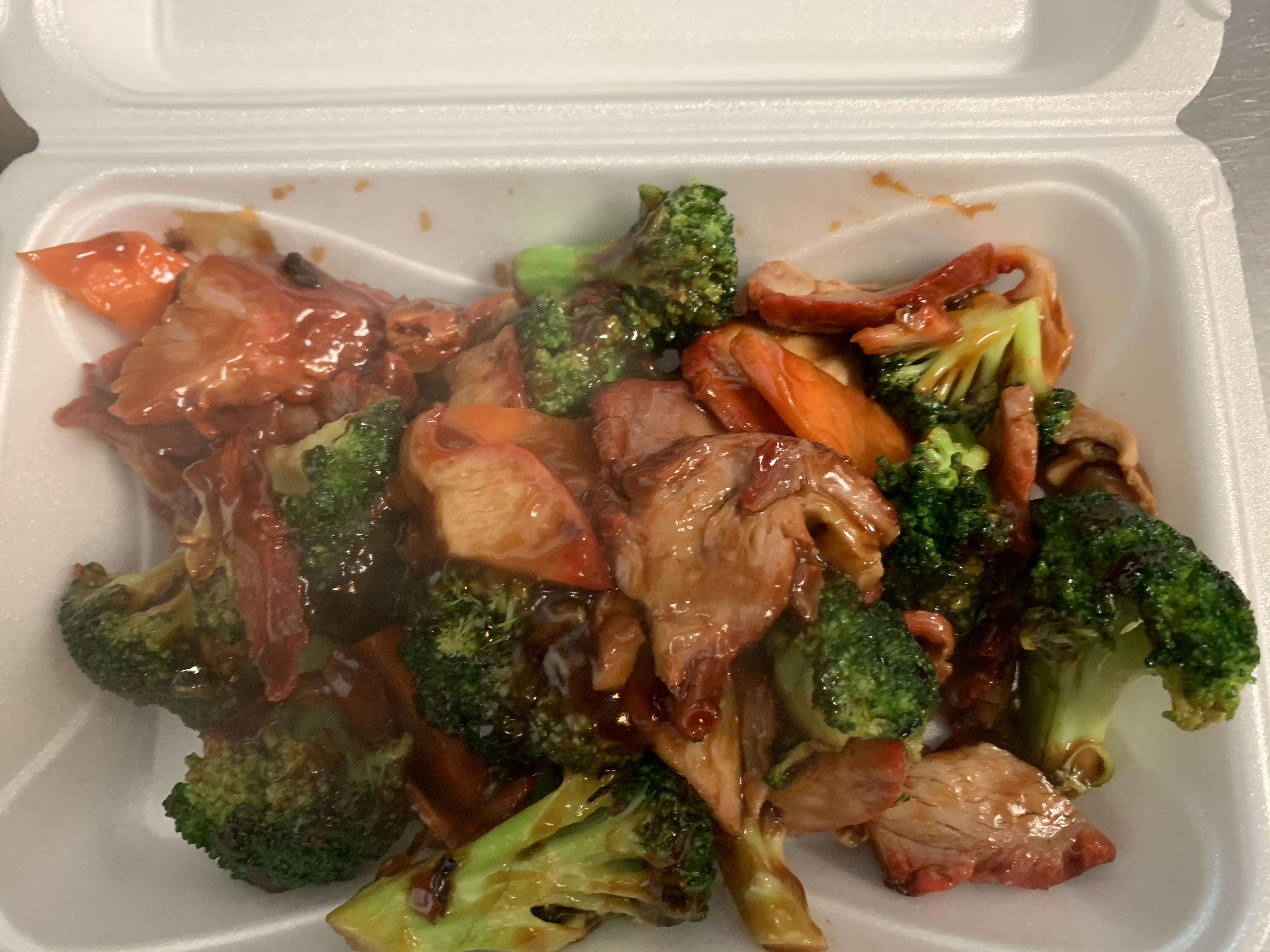 Order C6. Roast Pork with Broccoli  food online from Chong Garden store, Louisville, KY on bringmethat.com