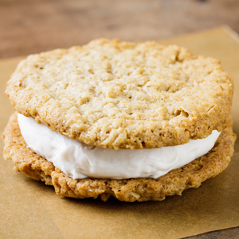 Order Oatmeal Creme Pie food online from Native Foods store, Chicago on bringmethat.com