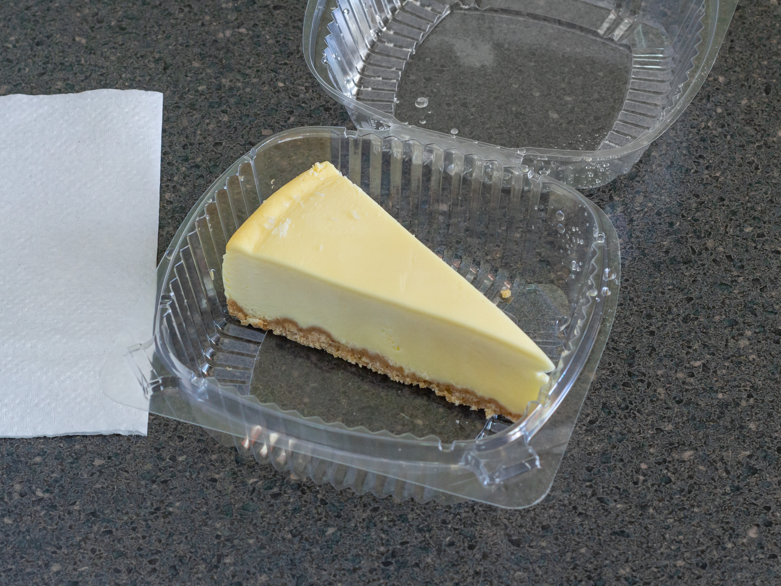Order Homemade Cheesecake food online from Town center pizzeria store, Virginia Beach on bringmethat.com