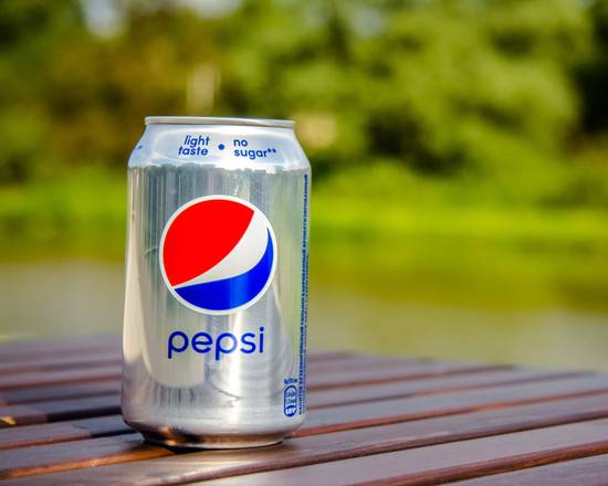 Order Diet Pepsi (Can) food online from Hero Sandwich Shop store, New York on bringmethat.com