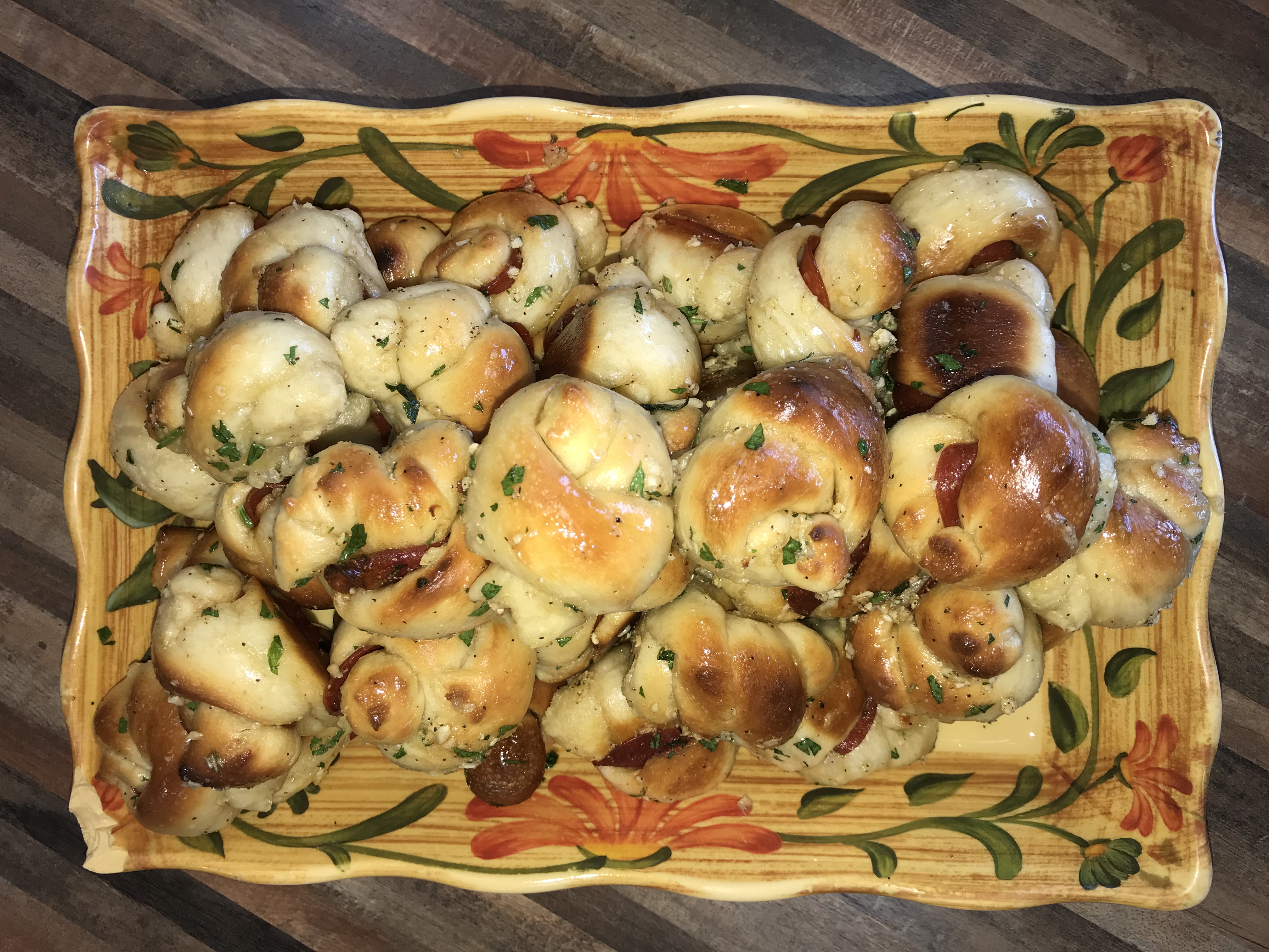Order Garlic Knots food online from Whitepoint pizzeria store, College Point on bringmethat.com