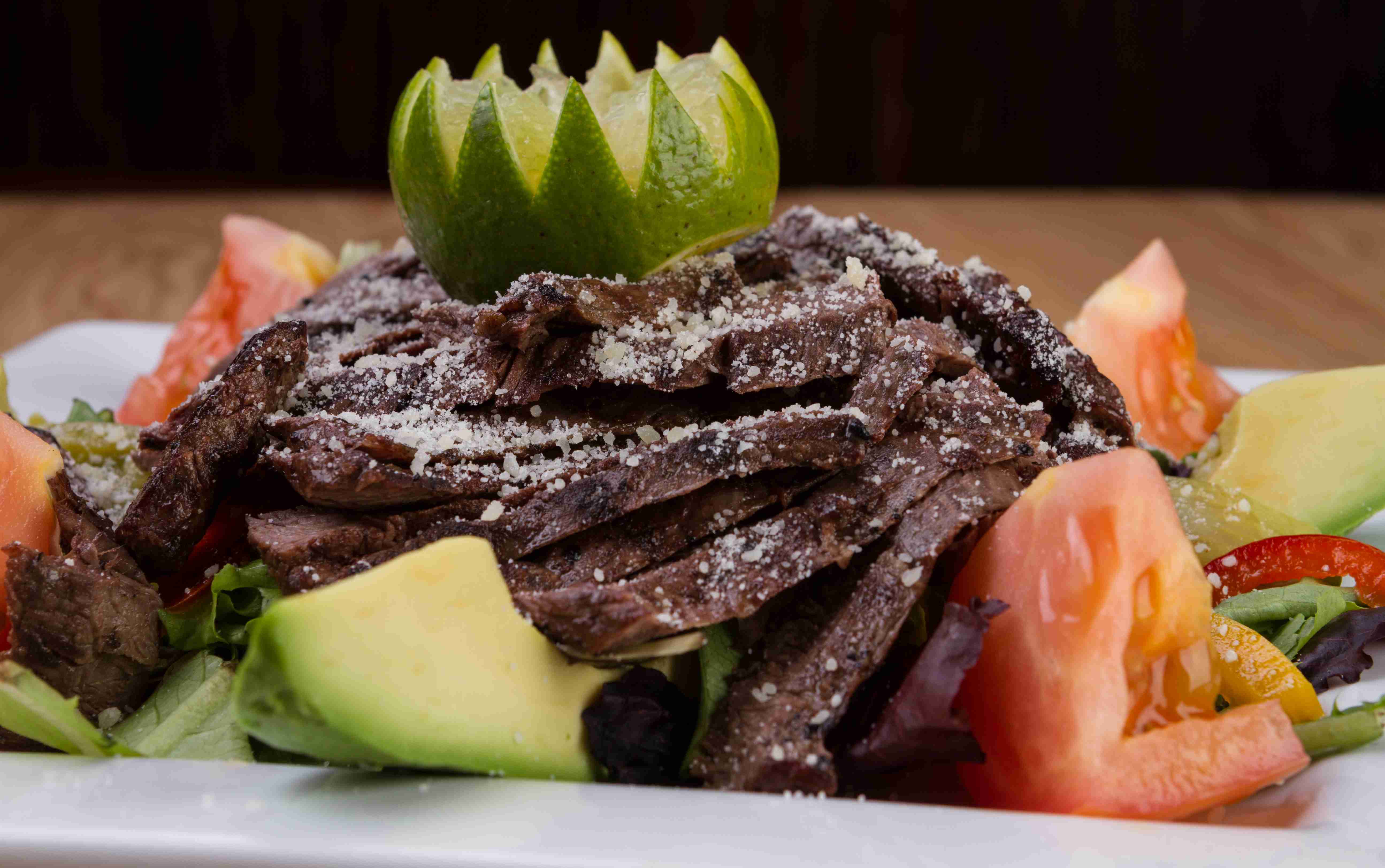 Order Grilled Steak Salad food online from Taqueria Mexico store, Hoover on bringmethat.com