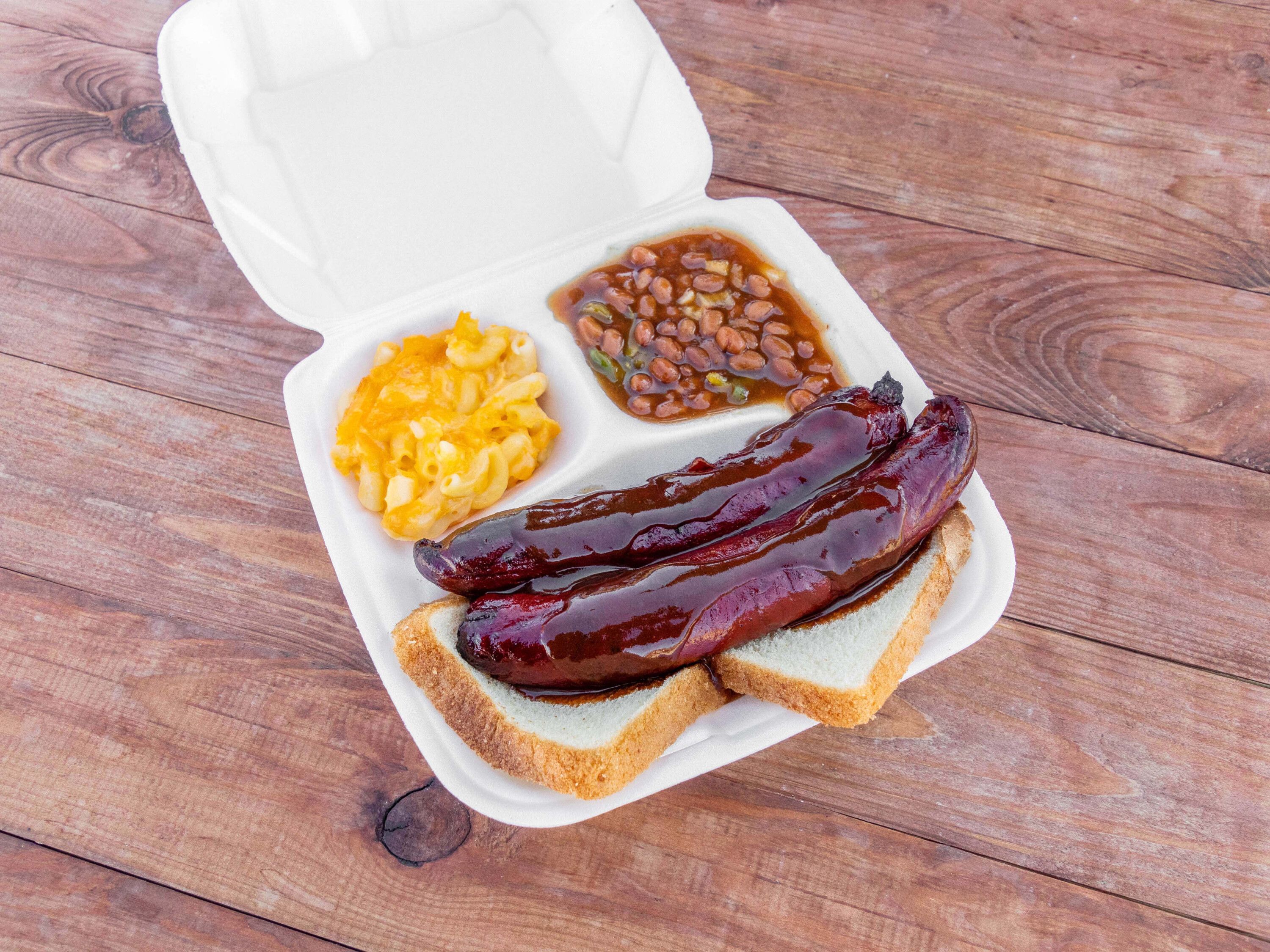 Order Smoked Sausage food online from Magnolia Bbq & Fish store, Forest Park on bringmethat.com