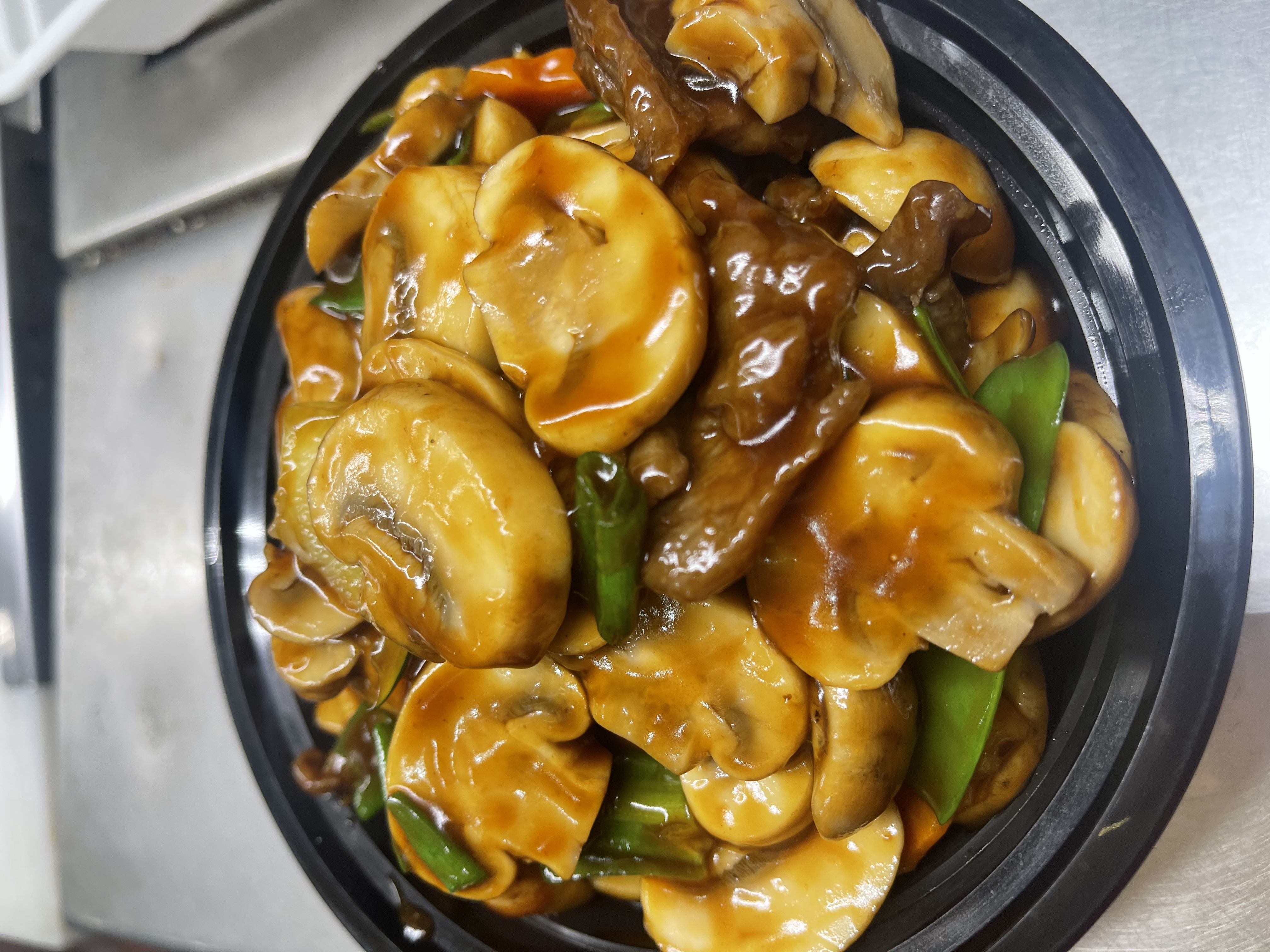 Order 92. Beef with Fresh Mushroom food online from Fujian store, Wood-Ridge on bringmethat.com