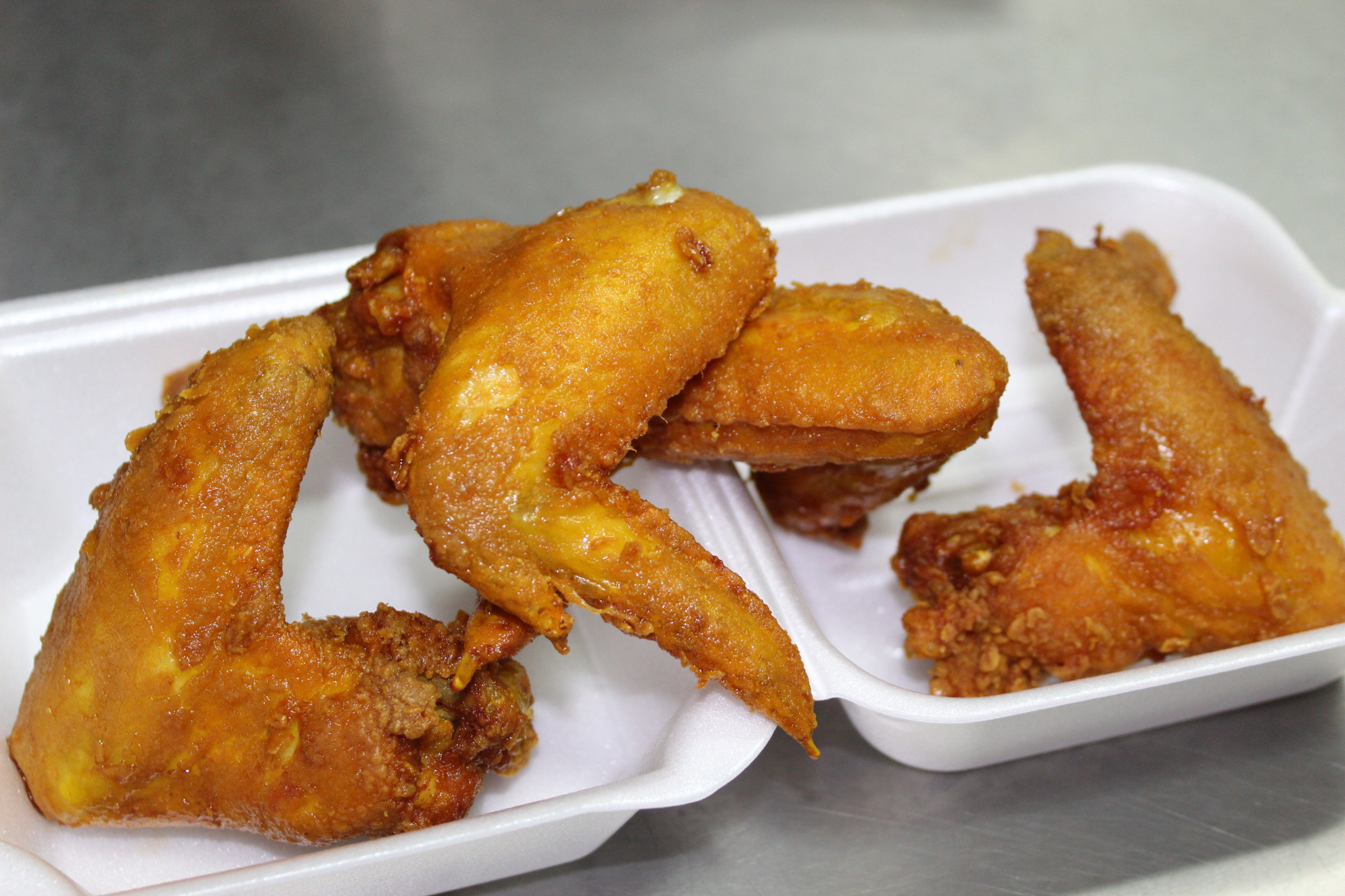 Order A1. Fried Chicken Wings food online from Yummy Taco store, Inwood on bringmethat.com