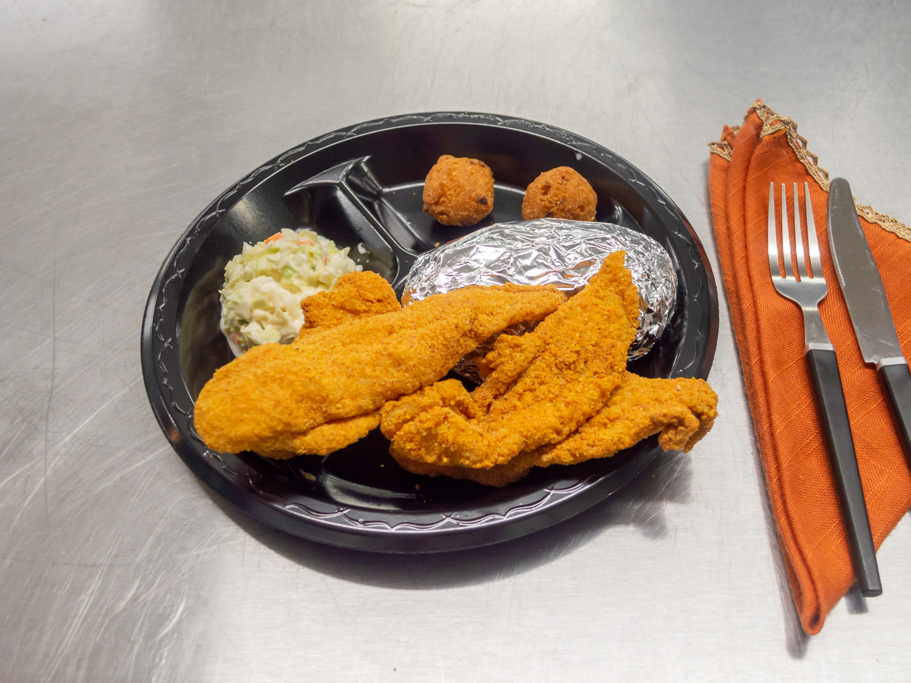 Order 3 Piece Fish Dinner food online from Catering Company store, Paducah on bringmethat.com