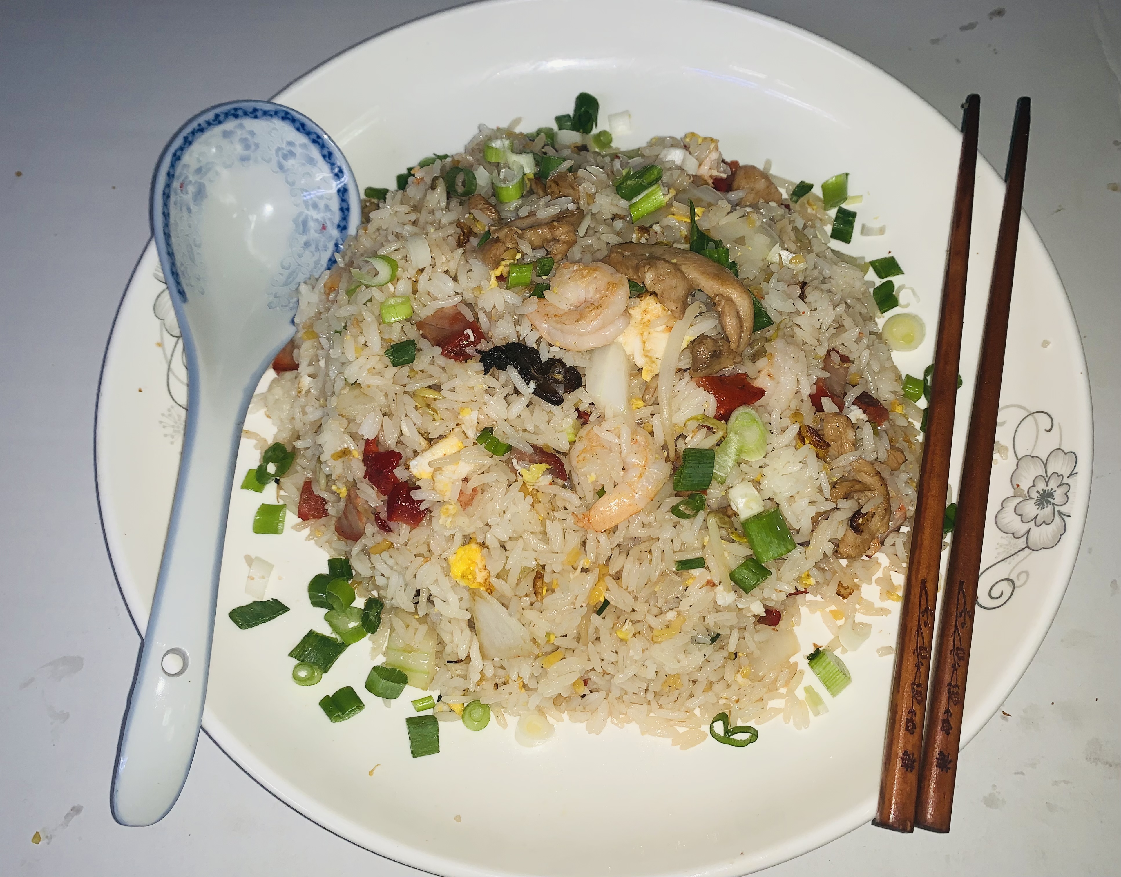 Order Young Chow Fried Rice Pint 扬州炒饭小的 food online from Hai Sun Chinese Restrnt store, Brooklyn on bringmethat.com