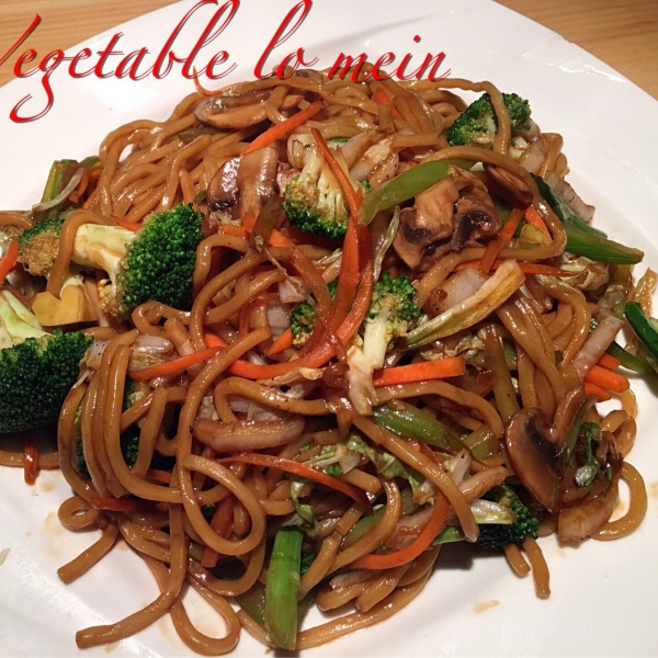 Order Mei Ting Lo Mein food online from Mei Ting Asian Fusion Restaurant store, Warrington on bringmethat.com