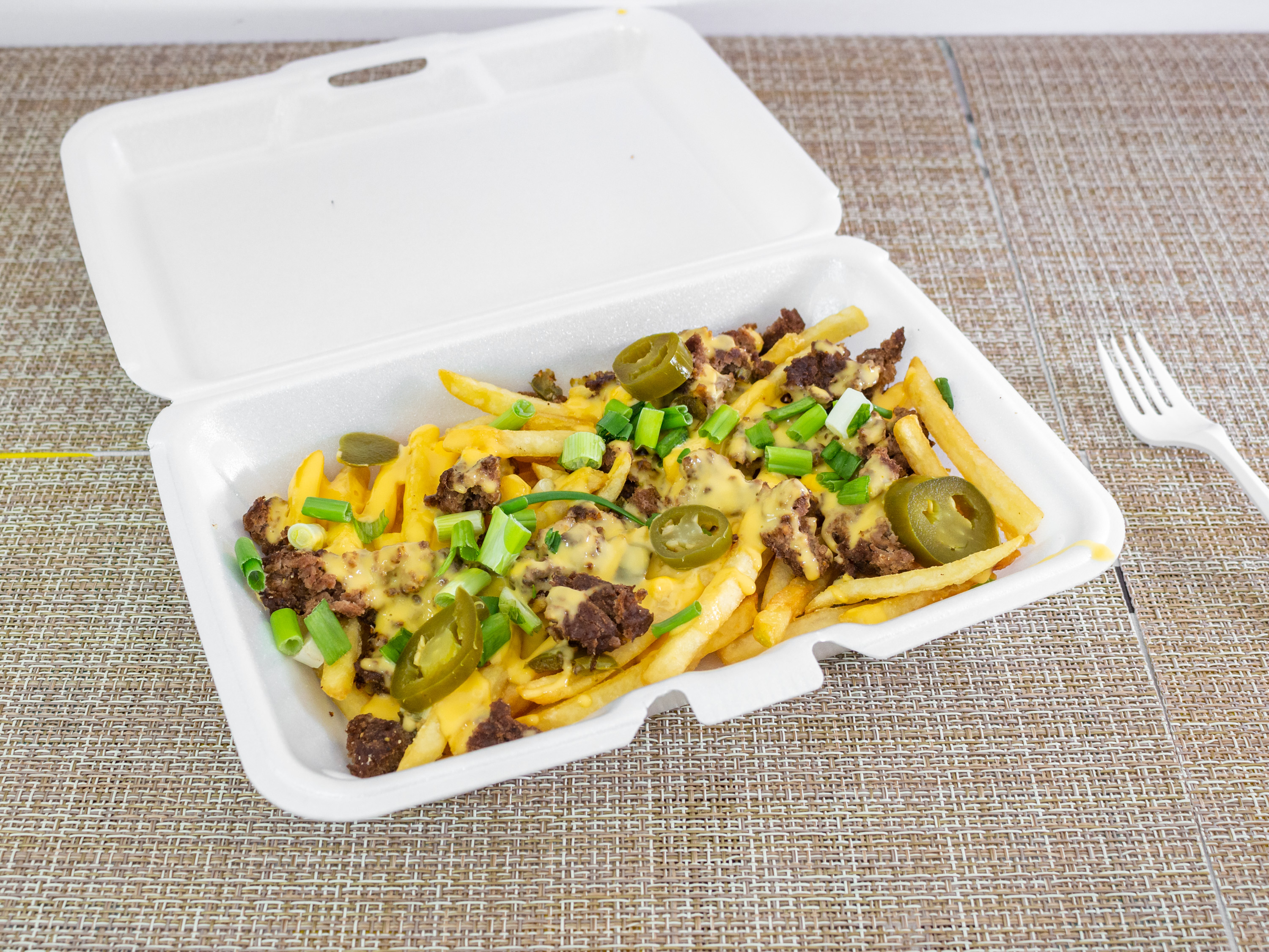 Order Loaded Fries food online from Zakir Bakery Gyro Express store, Paterson on bringmethat.com